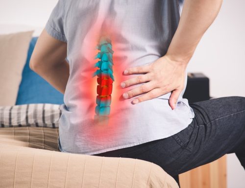 Back Pain: Risk Factors and Tips for Natural Relief